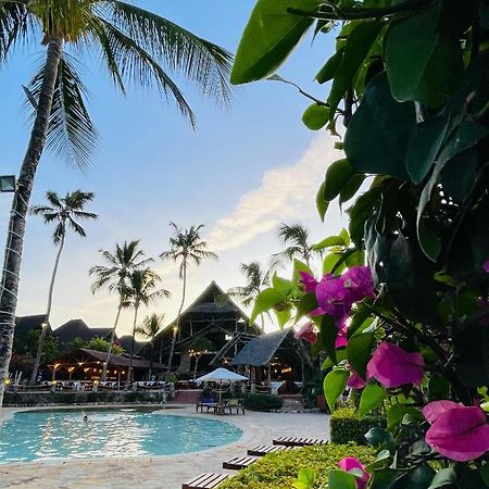 Palumboreef Beach Resort ウロア エクステリア 写真